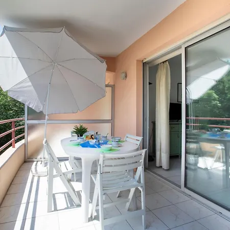 Apartment Parc Vaugrenier By Interhome *